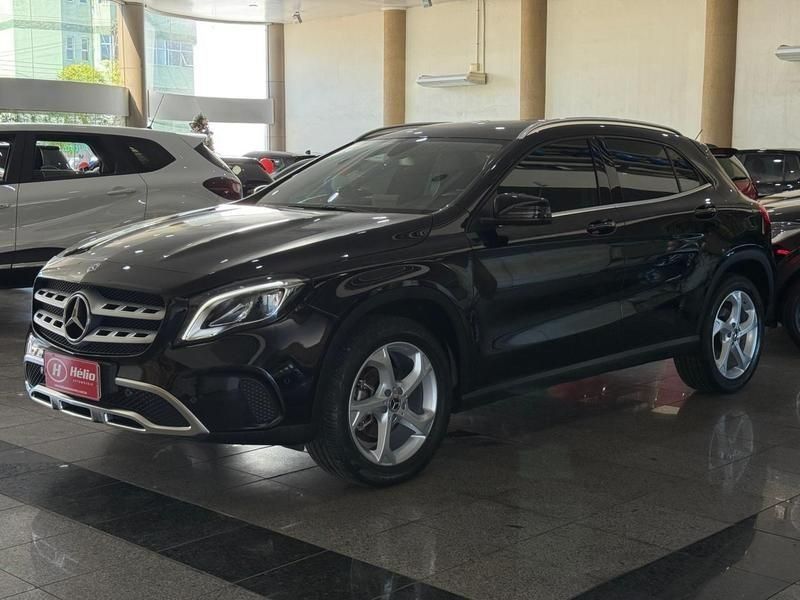 Mercedes-Benz GLA 200 ADVANCE 1.6 TB 2018 HÉLIO AUTOMÓVEIS LAJEADO / Carros no Vale