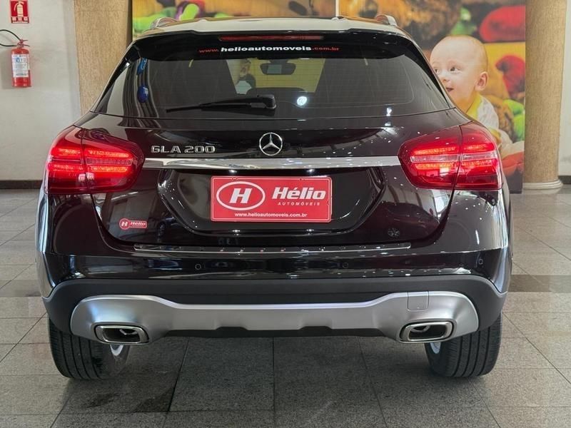 Mercedes-Benz GLA 200 ADVANCE 1.6 TB 2018 HÉLIO AUTOMÓVEIS LAJEADO / Carros no Vale