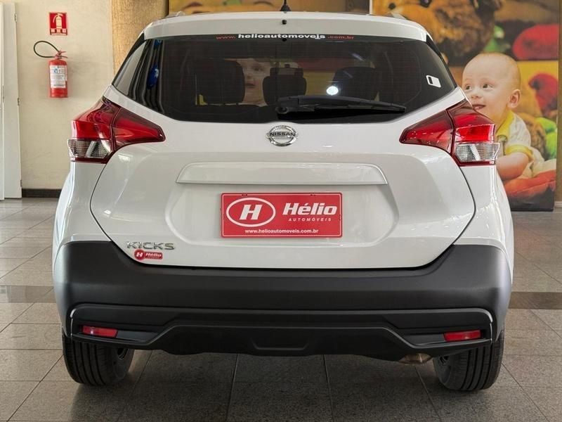 Nissan KICKS S 1.6 2020 HÉLIO AUTOMÓVEIS LAJEADO / Carros no Vale