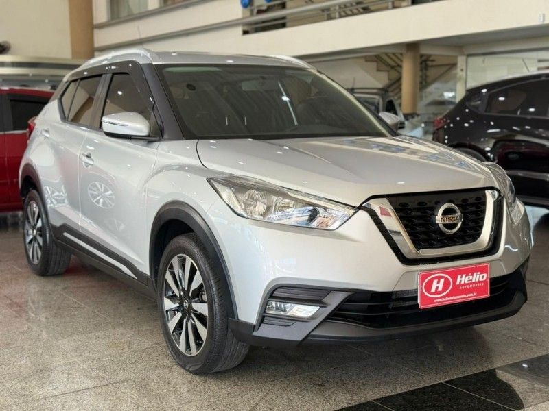 Nissan KICKS SV 1.6 2018 HÉLIO AUTOMÓVEIS LAJEADO / Carros no Vale