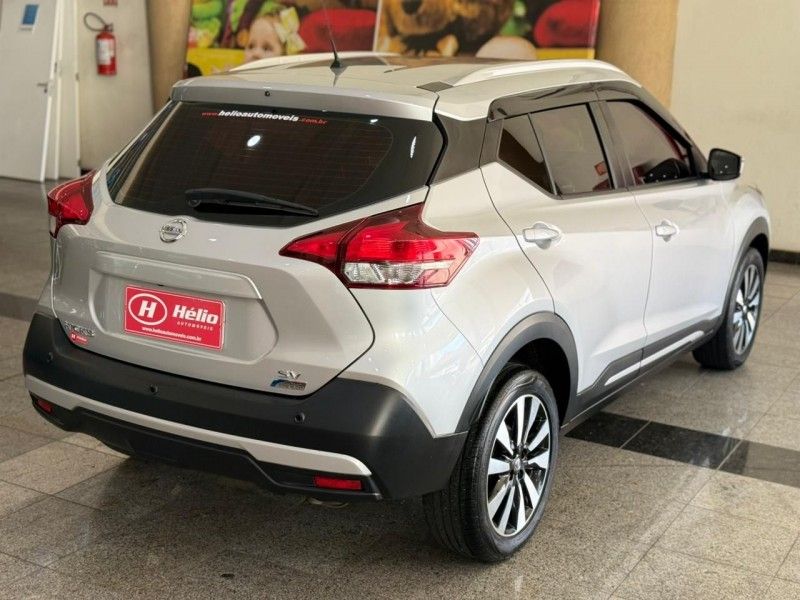 Nissan KICKS SV 1.6 2018 HÉLIO AUTOMÓVEIS LAJEADO / Carros no Vale