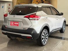 Nissan KICKS SV 1.6 2018 HÉLIO AUTOMÓVEIS LAJEADO / Carros no Vale