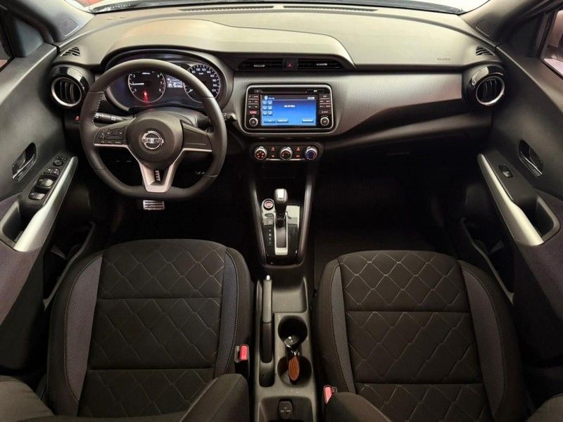Nissan KICKS SV 1.6 2018 HÉLIO AUTOMÓVEIS LAJEADO / Carros no Vale
