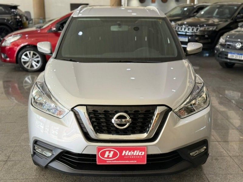 Nissan KICKS SV 1.6 2018 HÉLIO AUTOMÓVEIS LAJEADO / Carros no Vale