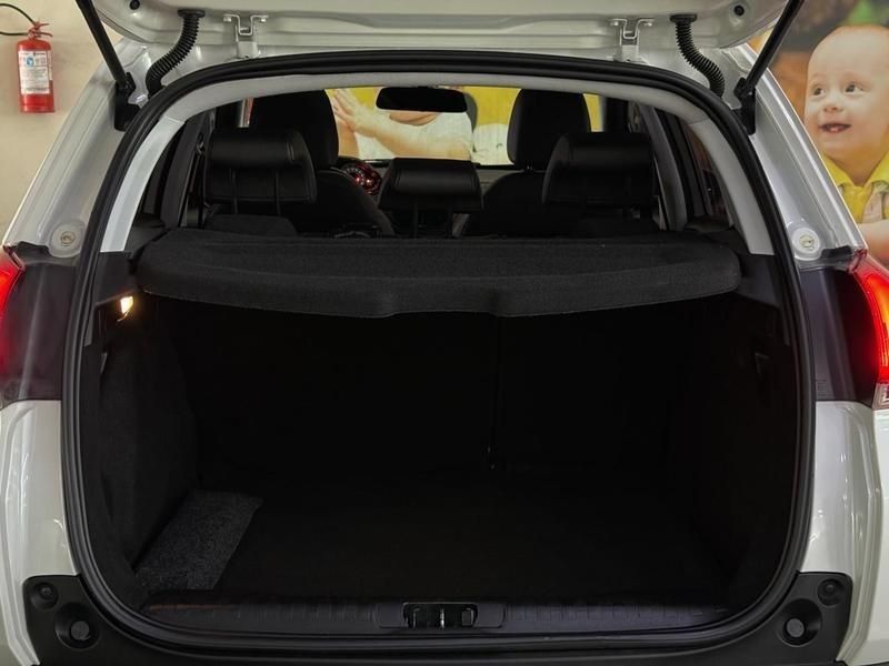 Peugeot 2008 ALLURE 1.6 2017 HÉLIO AUTOMÓVEIS LAJEADO / Carros no Vale