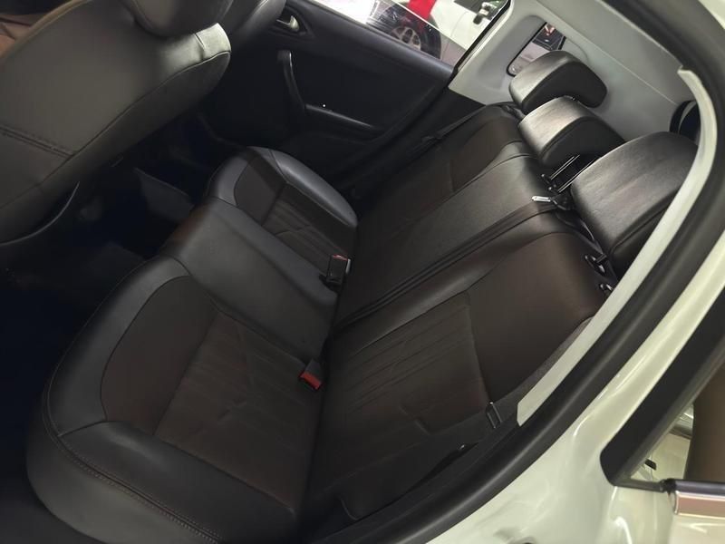 Peugeot 2008 ALLURE 1.6 2017 HÉLIO AUTOMÓVEIS LAJEADO / Carros no Vale