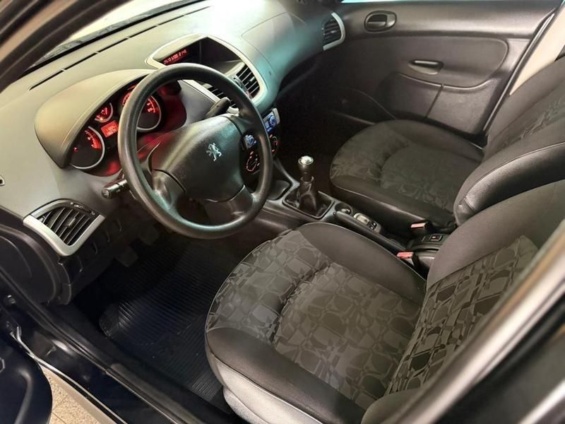 Peugeot 207 XR PASSION 1.4 2010 HÉLIO AUTOMÓVEIS LAJEADO / Carros no Vale Peugeot 207 XR PASSION 1.4 2010 HÉLIO AUTOMÓVEIS LAJEADO / Carros no Vale