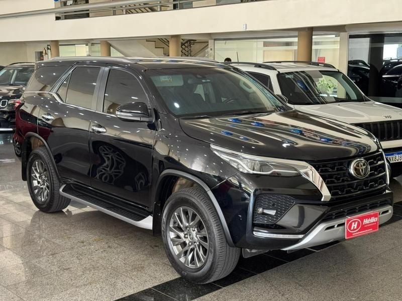 Toyota HILUX SW4 SRX 2.8 2021 HÉLIO AUTOMÓVEIS LAJEADO / Carros no Vale