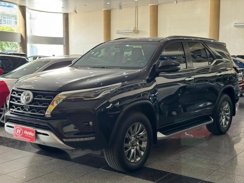 Toyota HILUX SW4 SRX 2.8 2021 HÉLIO AUTOMÓVEIS LAJEADO / Carros no Vale