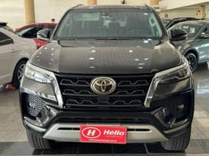 Toyota HILUX SW4 SRX 2.8 2021 HÉLIO AUTOMÓVEIS LAJEADO / Carros no Vale