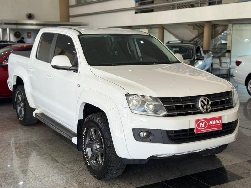 Volkswagen AMAROK 2.0 2014 HÉLIO AUTOMÓVEIS LAJEADO / Carros no Vale