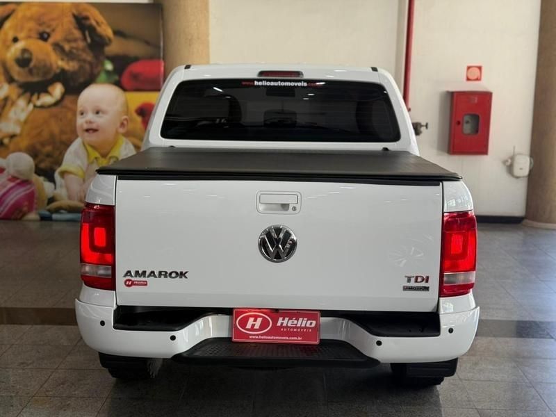 Volkswagen AMAROK 2.0 2014 HÉLIO AUTOMÓVEIS LAJEADO / Carros no Vale