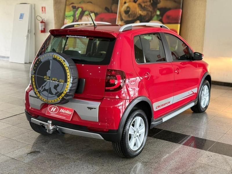 Volkswagen CROSSFOX 1.6 2011 HÉLIO AUTOMÓVEIS LAJEADO / Carros no Vale Volkswagen CROSSFOX 1.6 2011 HÉLIO AUTOMÓVEIS LAJEADO / Carros no Vale