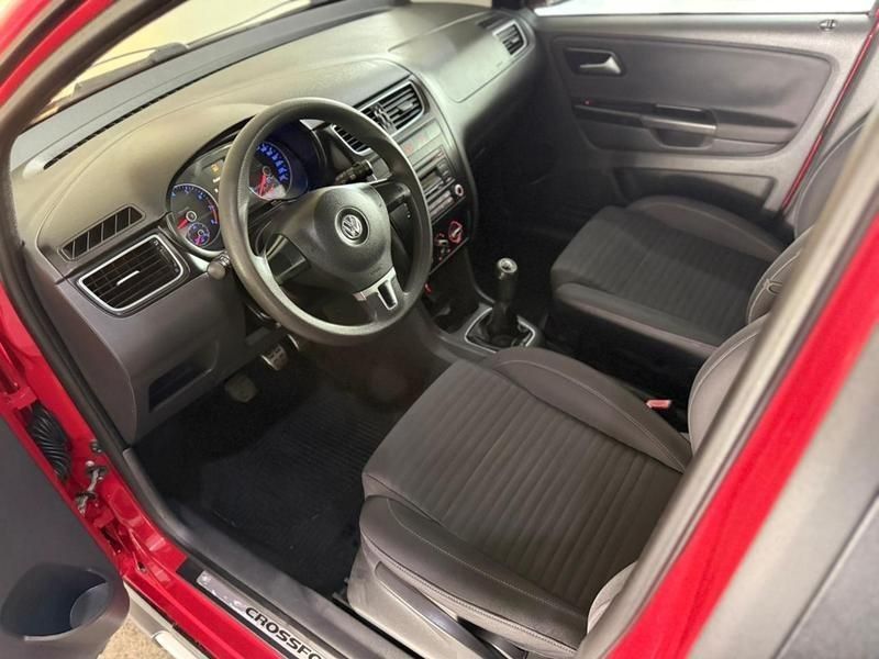 Volkswagen CROSSFOX 1.6 2011 HÉLIO AUTOMÓVEIS LAJEADO / Carros no Vale Volkswagen CROSSFOX 1.6 2011 HÉLIO AUTOMÓVEIS LAJEADO / Carros no Vale