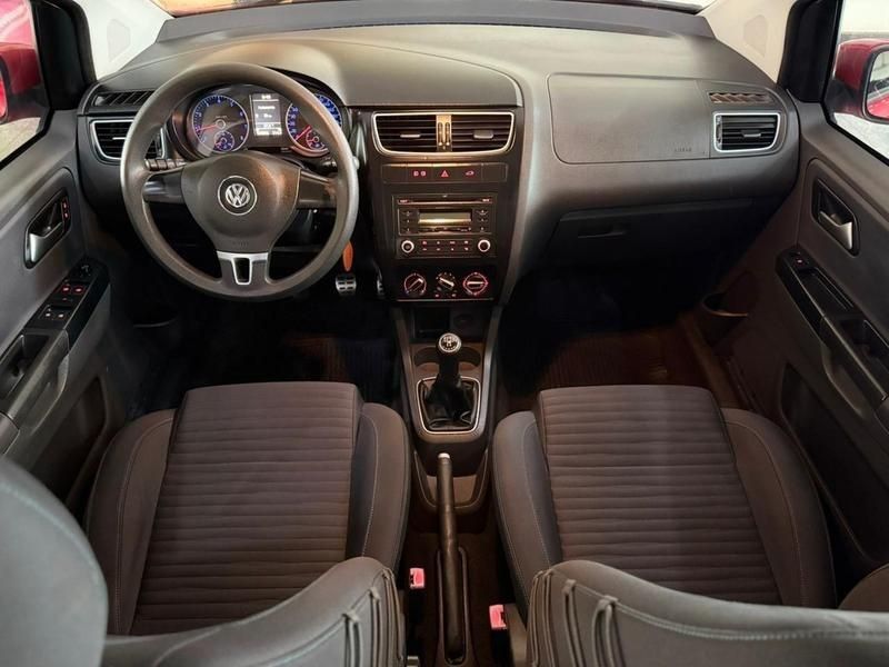 Volkswagen CROSSFOX 1.6 2011 HÉLIO AUTOMÓVEIS LAJEADO / Carros no Vale Volkswagen CROSSFOX 1.6 2011 HÉLIO AUTOMÓVEIS LAJEADO / Carros no Vale