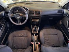 Volkswagen GOLF 1.6Mi 2002 HÉLIO AUTOMÓVEIS LAJEADO / Carros no Vale