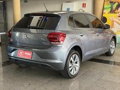 Volkswagen POLO HIGHLINE 200 1.0 TSI 2020 HÉLIO AUTOMÓVEIS LAJEADO / Carros no Vale