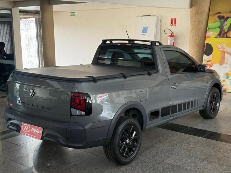 Volkswagen SAVEIRO 1.6 CS 2025 HÉLIO AUTOMÓVEIS LAJEADO / Carros no Vale
