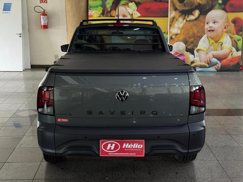 Volkswagen SAVEIRO 1.6 CS 2025 HÉLIO AUTOMÓVEIS LAJEADO / Carros no Vale
