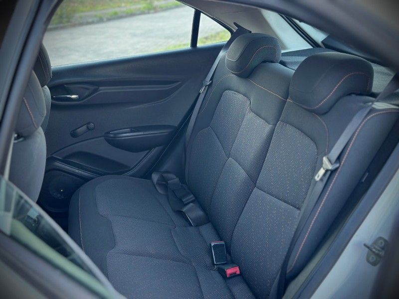 Chevrolet ONIX LT 1.4 2013 NEUMANN VEÍCULOS ARROIO DO MEIO / Carros no Vale