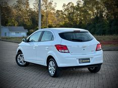 Chevrolet ONIX LT 1.4 2013 NEUMANN VEÍCULOS ARROIO DO MEIO / Carros no Vale