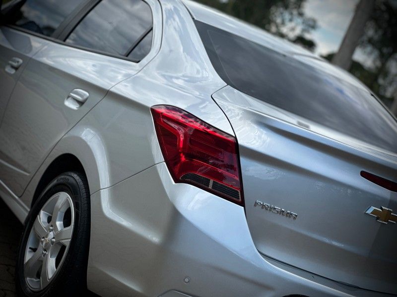 Chevrolet PRISMA LT 1.4 2019 NEUMANN VEÍCULOS ARROIO DO MEIO / Carros no Vale Chevrolet PRISMA LT 1.4 2019 NEUMANN VEÍCULOS ARROIO DO MEIO / Carros no Vale