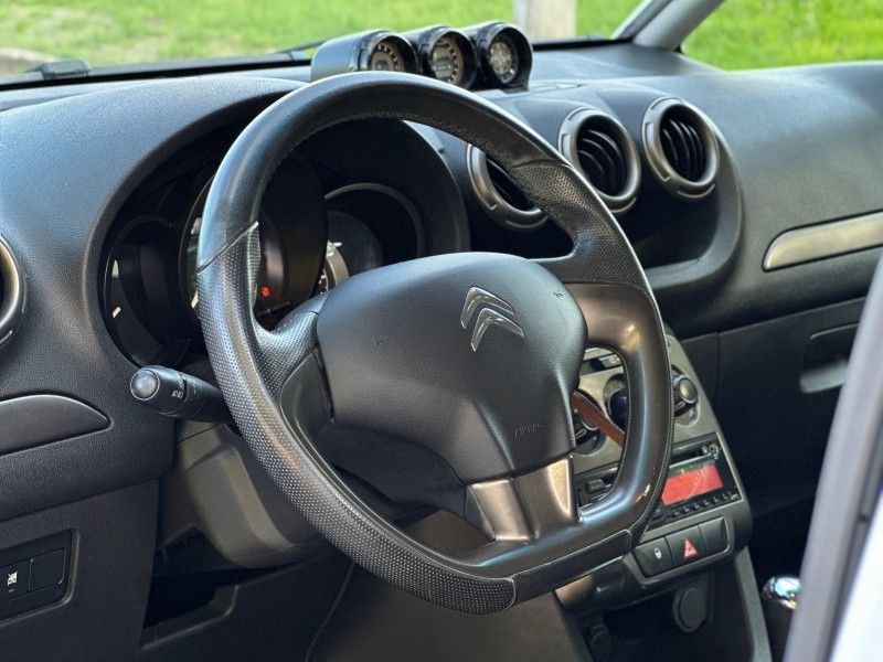 Citroen AIRCROSS GLX 1.6 2014 NEUMANN VEÍCULOS ARROIO DO MEIO / Carros no Vale