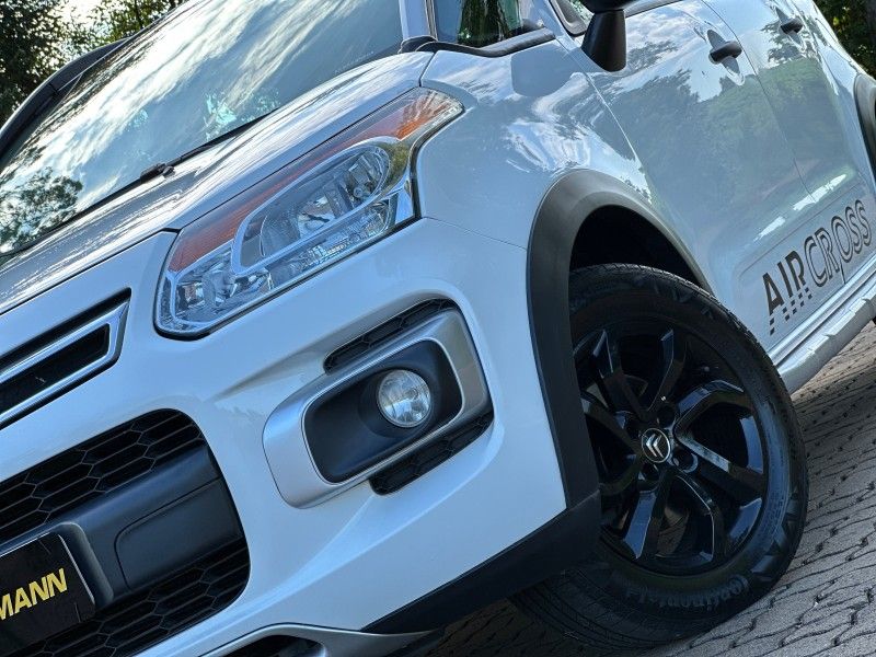 Citroen AIRCROSS GLX 1.6 2014 NEUMANN VEÍCULOS ARROIO DO MEIO / Carros no Vale
