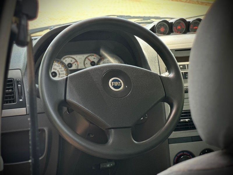 Fiat IDEA ADVENTURE 1.8 2008 NEUMANN VEÍCULOS ARROIO DO MEIO / Carros no Vale