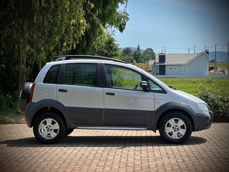 Fiat IDEA ADVENTURE 1.8 2008 NEUMANN VEÍCULOS ARROIO DO MEIO / Carros no Vale
