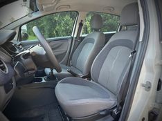 Fiat PUNTO ATTRACTIVE 1.4 2014 NEUMANN VEÍCULOS ARROIO DO MEIO / Carros no Vale