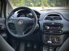 Fiat PUNTO ATTRACTIVE 1.4 2014 NEUMANN VEÍCULOS ARROIO DO MEIO / Carros no Vale