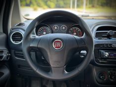 Fiat PUNTO ATTRACTIVE 1.4 2014 NEUMANN VEÍCULOS ARROIO DO MEIO / Carros no Vale