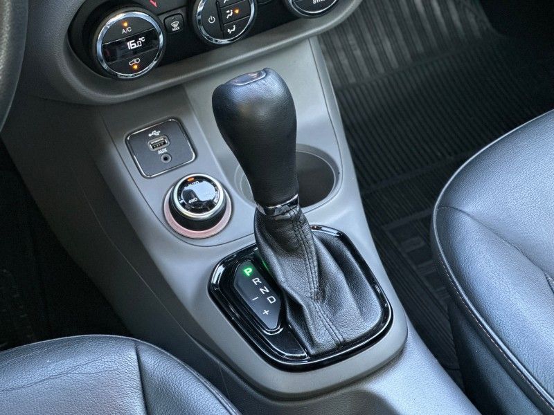 Fiat TORO VOLCANO 2.0 2018 NEUMANN VEÍCULOS ARROIO DO MEIO / Carros no Vale