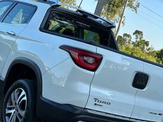 Fiat TORO VOLCANO 2.0 2018 NEUMANN VEÍCULOS ARROIO DO MEIO / Carros no Vale