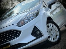 Ford FIESTA SE 1.6 2018 NEUMANN VEÍCULOS ARROIO DO MEIO / Carros no Vale