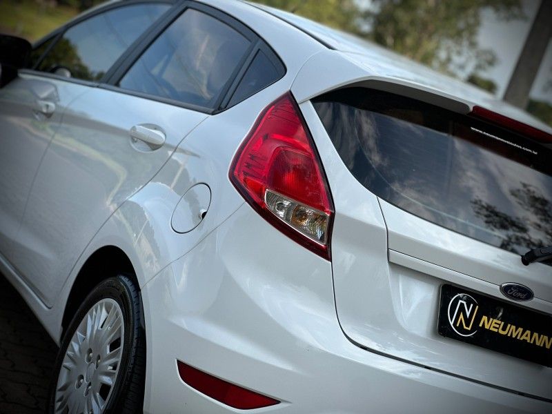 Ford FIESTA SE 1.6 2018 NEUMANN VEÍCULOS ARROIO DO MEIO / Carros no Vale