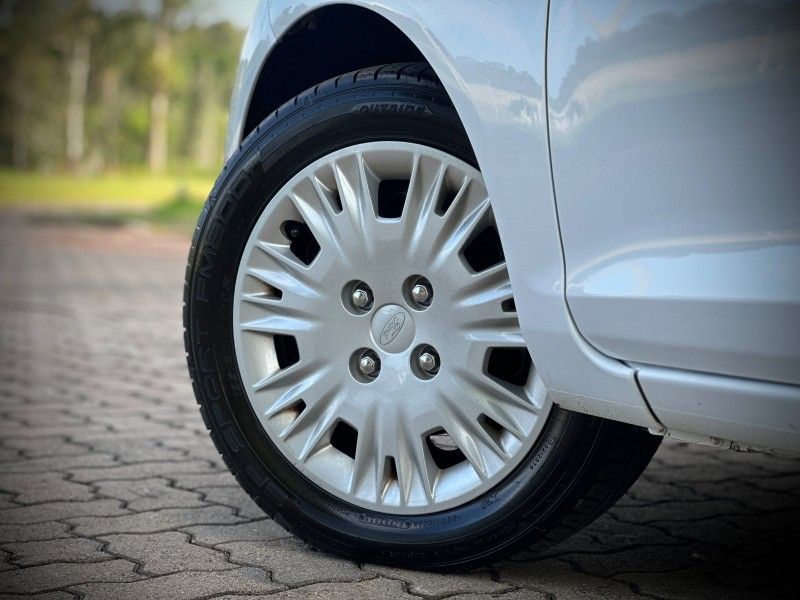 Ford FIESTA SE 1.6 2018 NEUMANN VEÍCULOS ARROIO DO MEIO / Carros no Vale