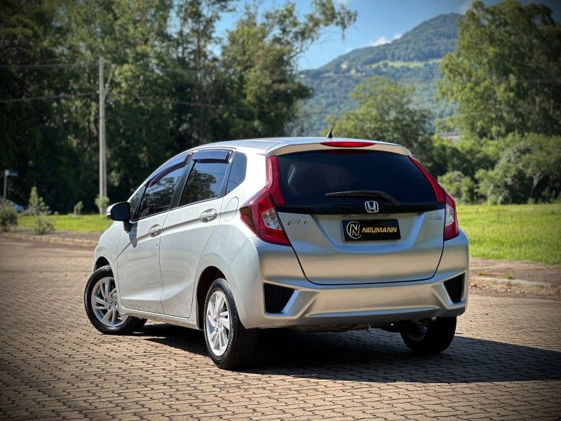Honda FIT LX 1.5 2015 NEUMANN VEÍCULOS ARROIO DO MEIO / Carros no Vale
