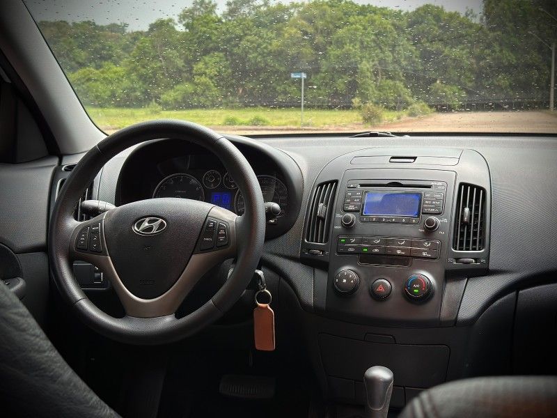 Hyundai I30 2.0 2010 NEUMANN VEÍCULOS ARROIO DO MEIO / Carros no Vale Hyundai I30 2.0 2010 NEUMANN VEÍCULOS ARROIO DO MEIO / Carros no Vale