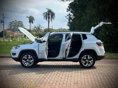 Jeep COMPASS LONGITUDE 2.0 2020 NEUMANN VEÍCULOS ARROIO DO MEIO / Carros no Vale