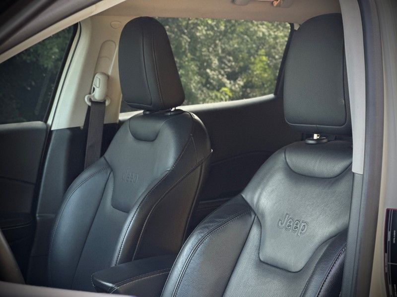 Jeep COMPASS LONGITUDE 2.0 2020 NEUMANN VEÍCULOS ARROIO DO MEIO / Carros no Vale