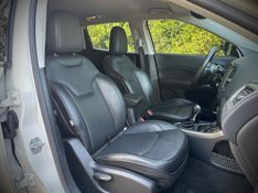 Jeep COMPASS LONGITUDE 2.0 2020 NEUMANN VEÍCULOS ARROIO DO MEIO / Carros no Vale