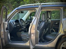 Jeep RENEGADE LIMITED 1.8 2017 NEUMANN VEÍCULOS ARROIO DO MEIO / Carros no Vale