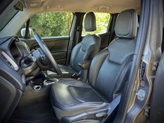 Jeep RENEGADE LIMITED 1.8 2017 NEUMANN VEÍCULOS ARROIO DO MEIO / Carros no Vale