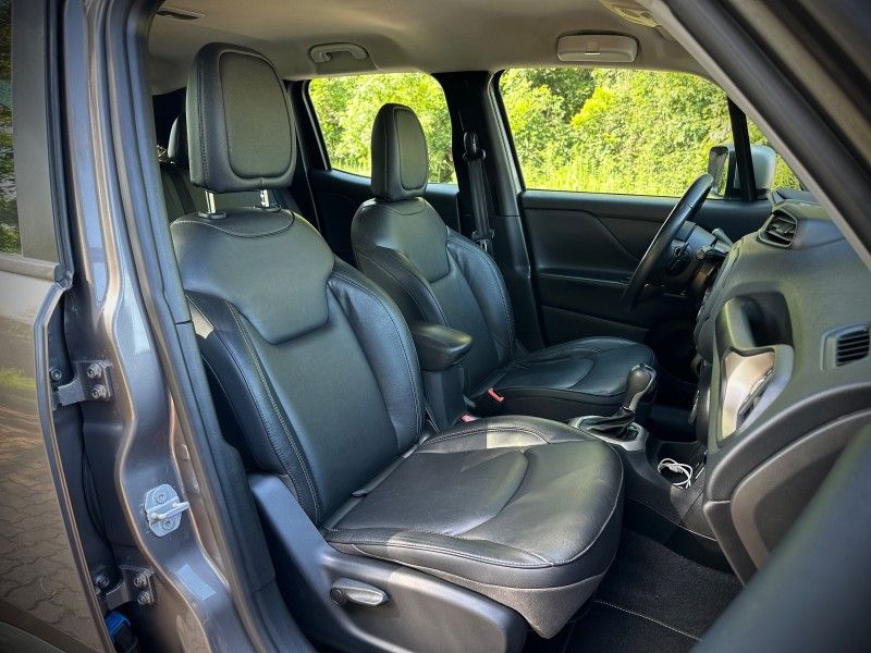 Jeep RENEGADE LIMITED 1.8 2017 NEUMANN VEÍCULOS ARROIO DO MEIO / Carros no Vale Jeep RENEGADE LIMITED 1.8 2017 NEUMANN VEÍCULOS ARROIO DO MEIO / Carros no Vale