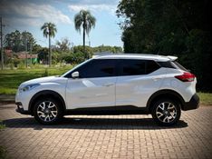 Nissan KICKS S 1.6 2018 NEUMANN VEÍCULOS ARROIO DO MEIO / Carros no Vale