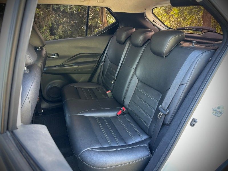 Nissan KICKS S 1.6 2018 NEUMANN VEÍCULOS ARROIO DO MEIO / Carros no Vale