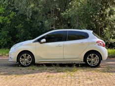 Peugeot 208 GRIFFE 1.6 2014 NEUMANN VEÍCULOS ARROIO DO MEIO / Carros no Vale