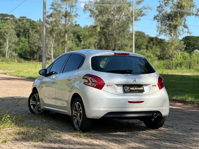 Peugeot 208 GRIFFE 1.6 2014 NEUMANN VEÍCULOS ARROIO DO MEIO / Carros no Vale